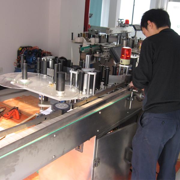 西门子PLC带水瓶分离器的自动贴标机