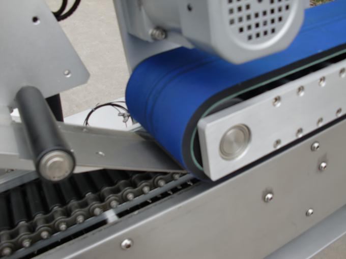 12-25mm直径圆瓶不干胶贴纸自动贴标机，用于口红棒化妆品