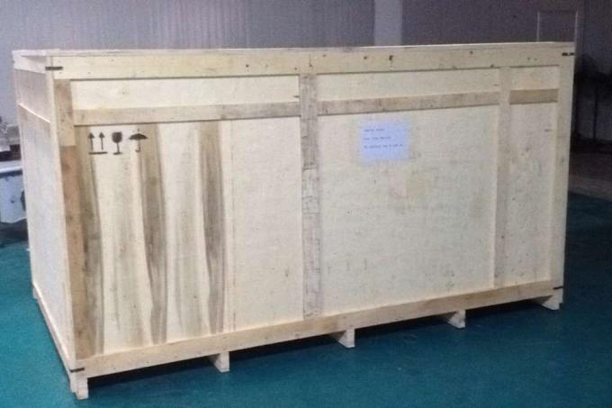 铝合金Opp样品瓶圆瓶贴标机，工业贴标机