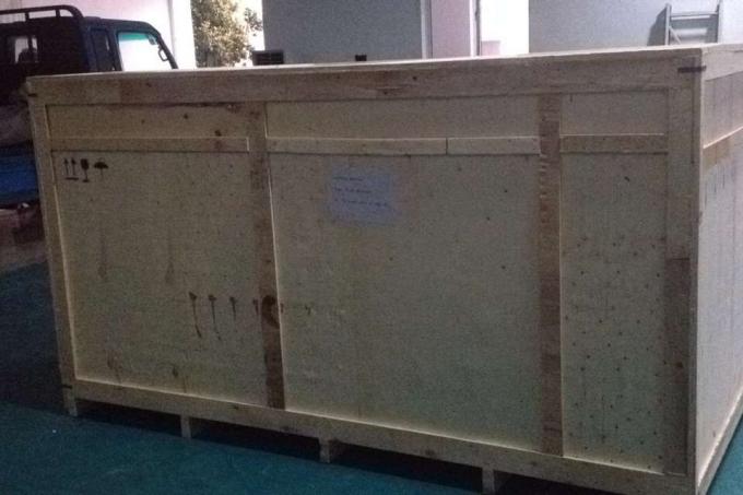 铝合金Opp样品瓶圆瓶贴标机，工业贴标机