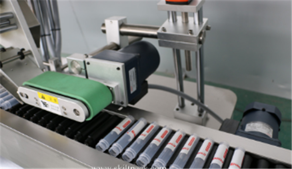 伺服电机瓶贴标签机自动Sitkcer安瓿瓶管