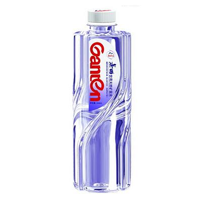 讲坛摇滚酒贴标签贴标机，圆瓶贴标签贴标机