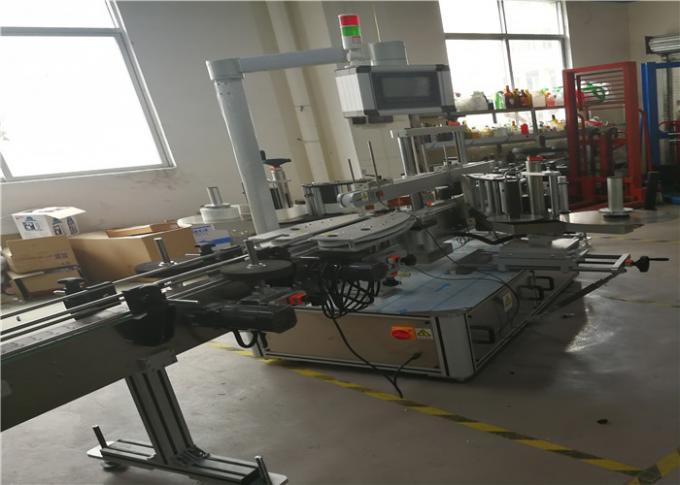 不干胶标签贴标机,用于化工,水塑瓶贴3个标签